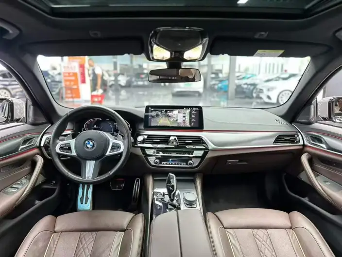 BMW 5 Series Imported 2021 Model 540i Fashion edition M Sports Set – фото 5
