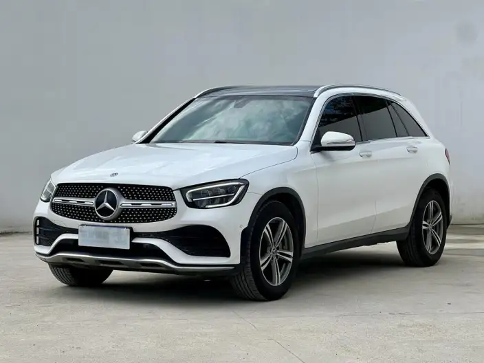 Mercedes-Benz GLC 2020 Model GLC 260 L 4MATIC Luxury Model – фото 1