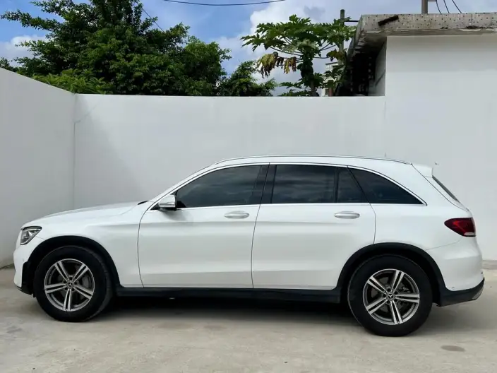 Mercedes-Benz GLC 2020 Model GLC 260 L 4MATIC Luxury Model – фото 3