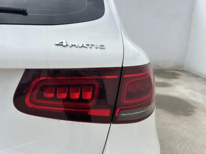 Mercedes-Benz GLC 2020 Model GLC 260 L 4MATIC Luxury Model – фото 9