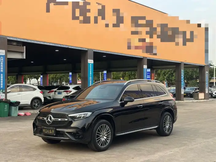 Mercedes-Benz GLC 2024 Model Facelift GLC 300 L 4MATIC Dynamic Model 5 seat – фото 1