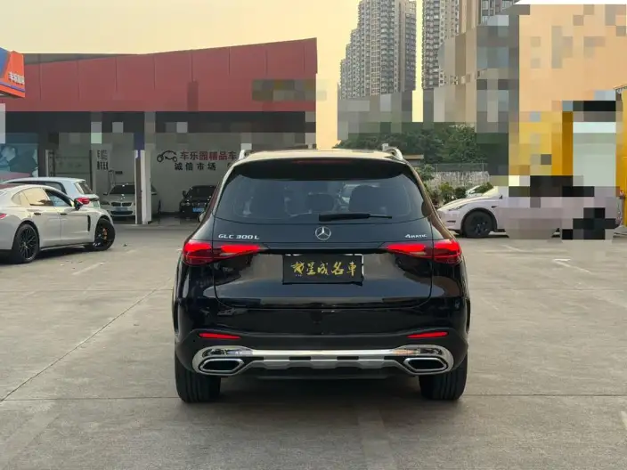 Mercedes-Benz GLC 2024 Model Facelift GLC 300 L 4MATIC Dynamic Model 5 seat – фото 5