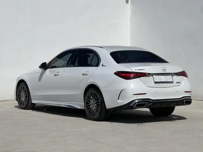 Mercedes-Benz C-Class 2023 Model C 200 L Sports Edition – фото 4