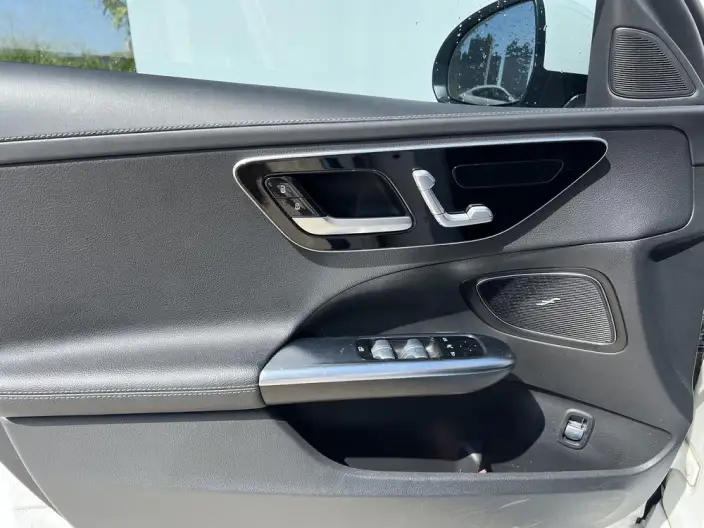Mercedes-Benz C-Class 2023 Model C 200 L Sports Edition – фото 9