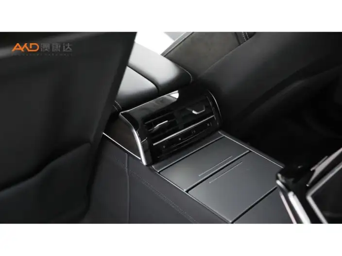 Audi A8 2021 Model A8L 60 TFSI quattro Noble Model – фото 5