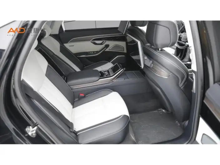 Audi A8 2021 Model A8L 60 TFSI quattro Noble Model – фото 8