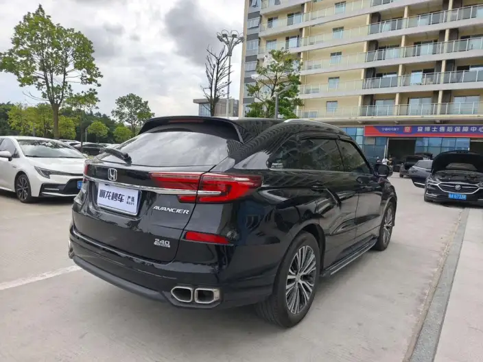 Honda Avancier 2020 Model 240 TURBO CVT Exclusive Edition – фото 5