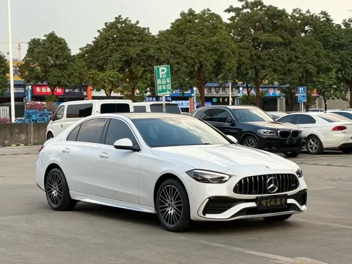 Mercedes-Benz C-Class 2025 Model C 260 L Sports Edition – фото 3