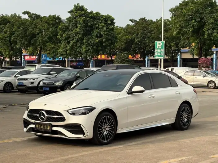 Mercedes-Benz C-Class 2025 Model C 260 L Sports Edition – фото 1