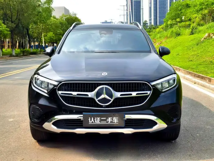 Mercedes-Benz GLC 2023 Model Facelift GLC 260 L 4MATIC Dynamic Model 7 seat – фото 2
