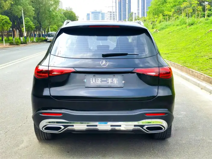 Mercedes-Benz GLC 2023 Model Facelift GLC 260 L 4MATIC Dynamic Model 7 seat – фото 6