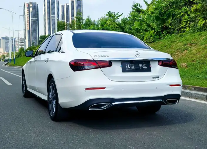 Mercedes-Benz E-Class 2021 Model Facelift E 300 L Fashion Model Sports sedan – фото 5