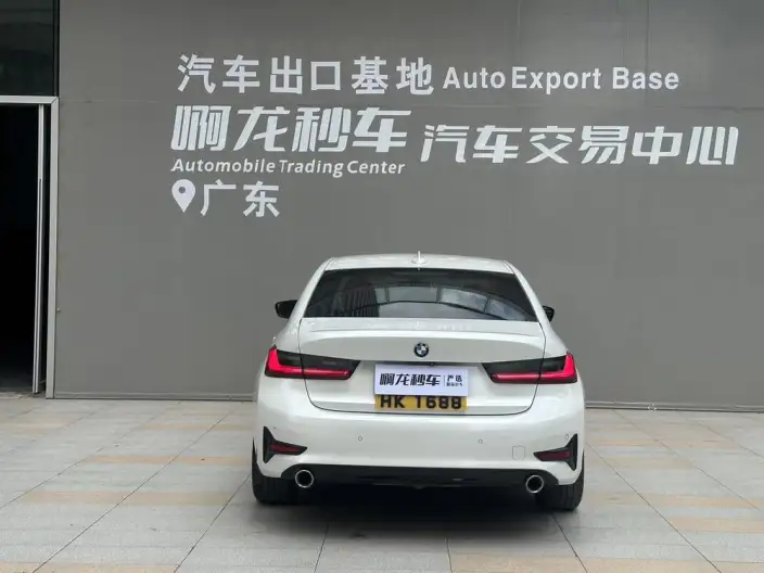 BMW 3 Series 2021 Model Facelift 320i Sports Set – фото 4
