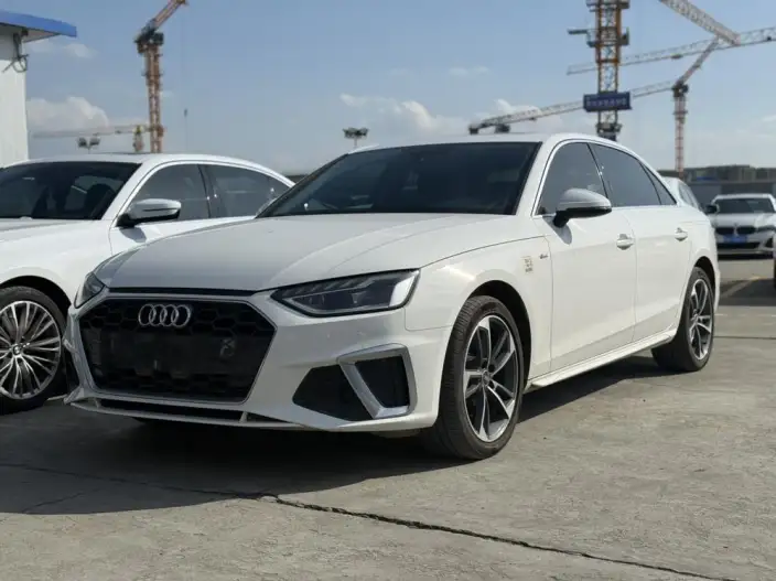 Audi A4 L 2022 Model 40 TFSI Fashion Dynamic Model – фото 1