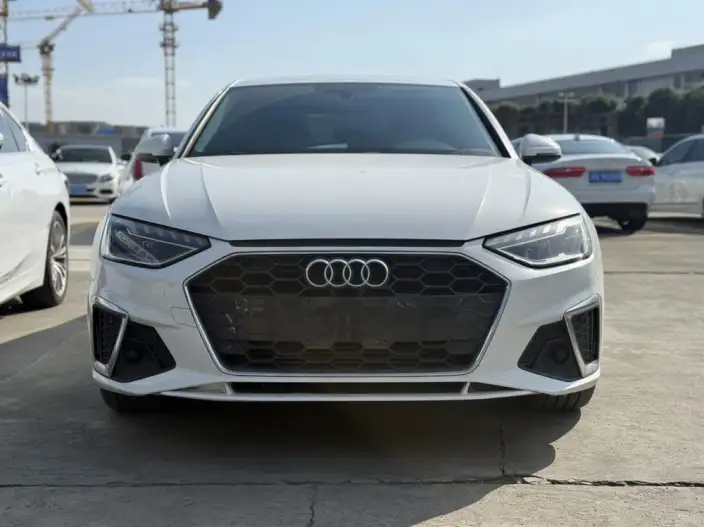 Audi A4 L 2022 Model 40 TFSI Fashion Dynamic Model – фото 2