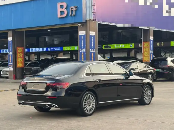 Mercedes-Benz E-Class 2023 Model E 300 L Luxury Model sedan – фото 6