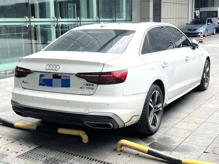 Audi A4 L 2022 Model 40 TFSI Fashion Dynamic Model – фото 4