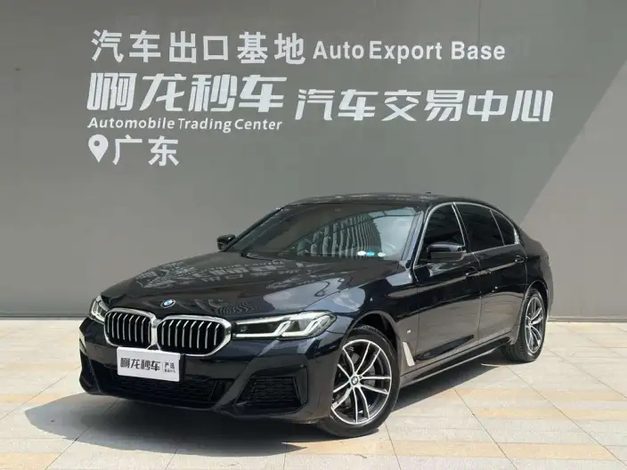 BMW 5 Series 2022 Model Facelift II 525Li M Sports Set – фото 1
