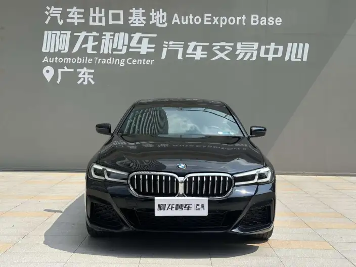 BMW 5 Series 2022 Model Facelift II 525Li M Sports Set – фото 2