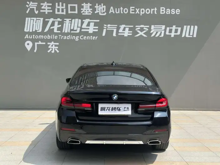 BMW 5 Series 2022 Model Facelift II 525Li M Sports Set – фото 3