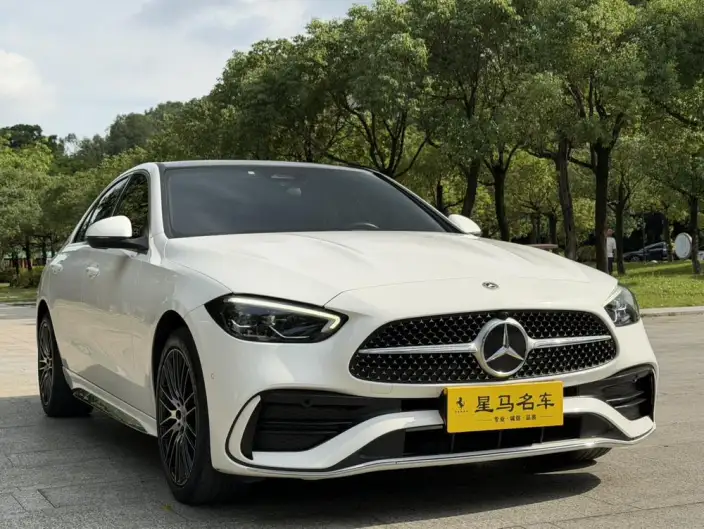 Mercedes-Benz C-Class 2023 Model Facelift C 260 L Sports Edition – фото 3