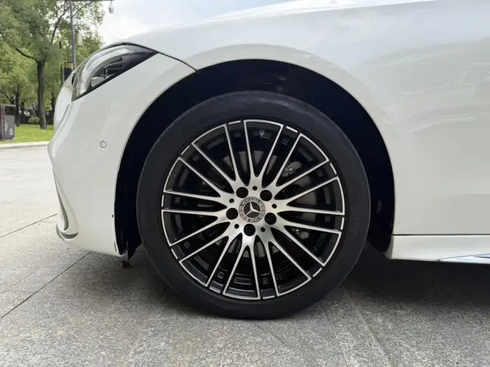Mercedes-Benz C-Class 2023 Model Facelift C 260 L Sports Edition – фото 9