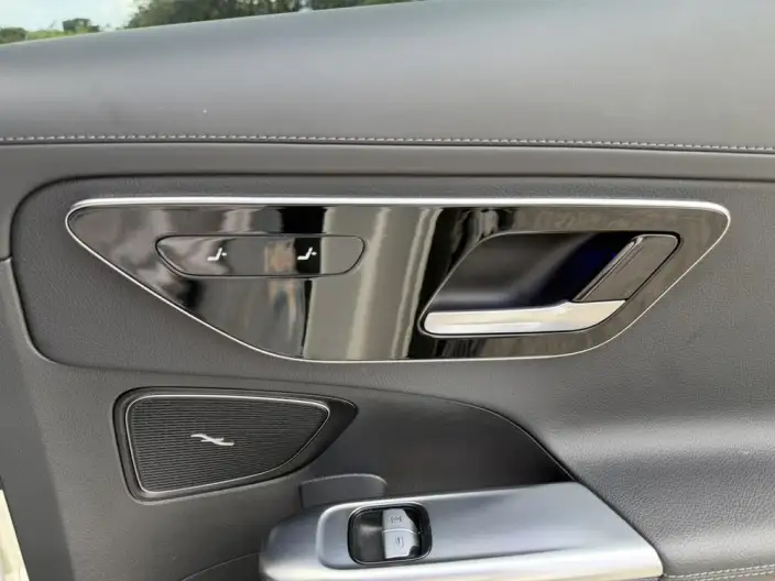 Mercedes-Benz C-Class 2023 Model Facelift C 260 L Sports Edition – фото 10
