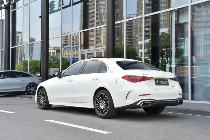 Mercedes-Benz C-Class 2025 Model C 260 L Sports Edition – фото 4