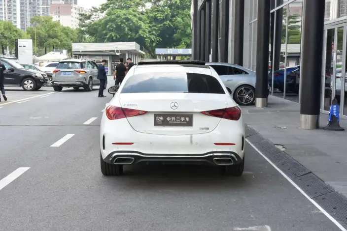 Mercedes-Benz C-Class 2025 Model C 260 L Sports Edition – фото 5