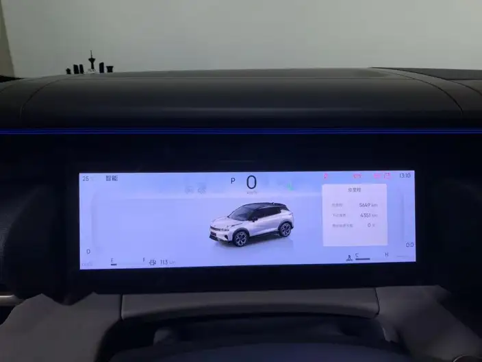 Lynk & Co 06 2026 Model Relive 1.5T Ultra – фото 7