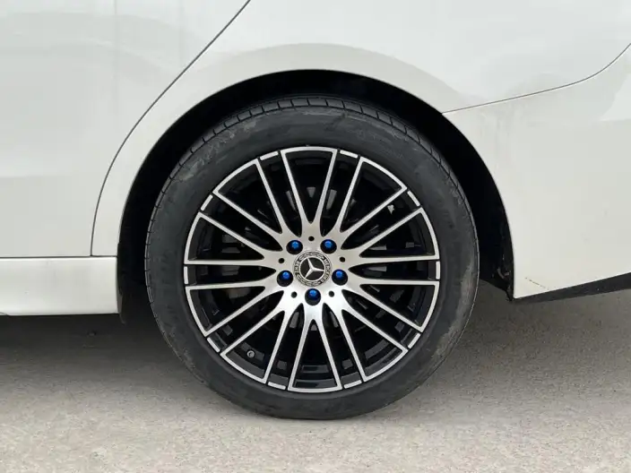 Mercedes-Benz C-Class 2023 Model C 260 L Sports Edition – фото 6