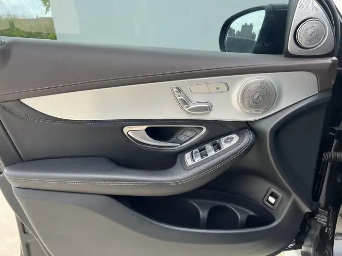 Mercedes-Benz GLC 2020 Model GLC 260 L 4MATIC Dynamic Model – фото 8