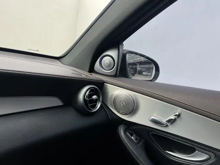Mercedes-Benz GLC 2020 Model GLC 260 L 4MATIC Dynamic Model – фото 10