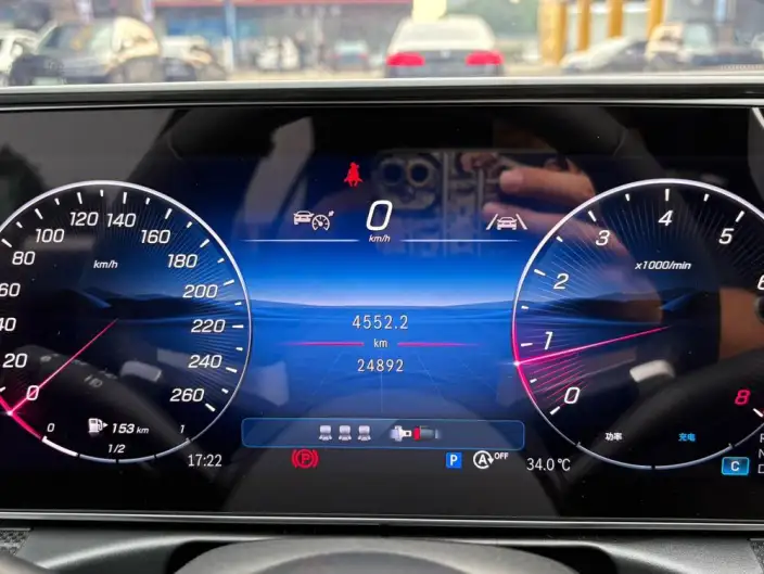 Mercedes-Benz C-Class 2025 Model C 260 L Sports Edition – фото 9