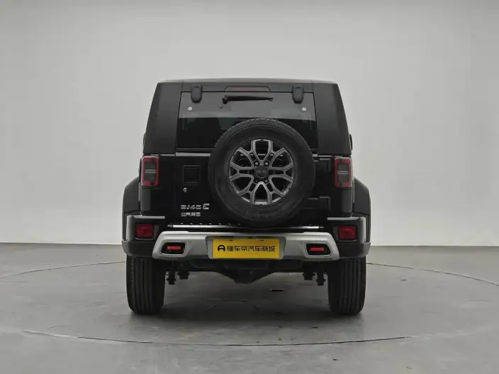 BAIC BJ40 2020 Model 2.0T Automatic 4WD City Hunter Edition Warrior Model – фото 6
