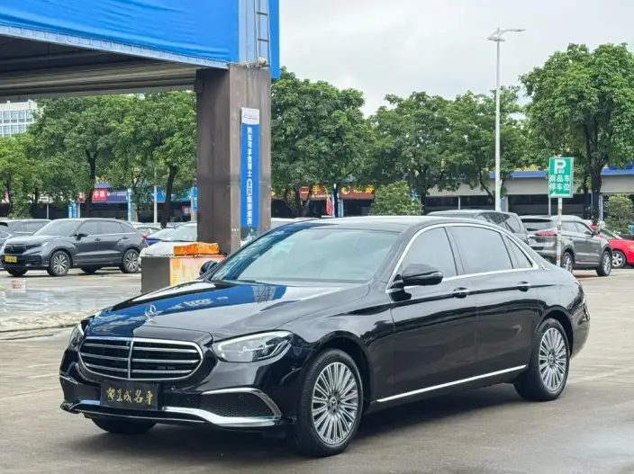 Mercedes-Benz E-Class 2023 Model Facelift E 300 L Luxury Model sedan – фото 1