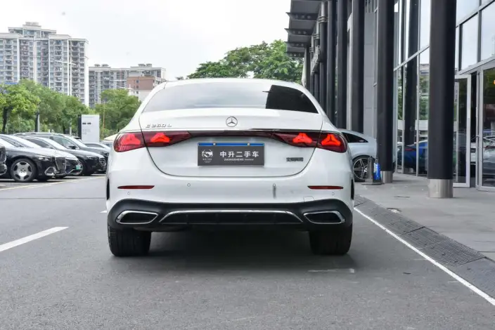 Mercedes-Benz E-Class 2024 Model E 260 L Sports sedan – фото 5