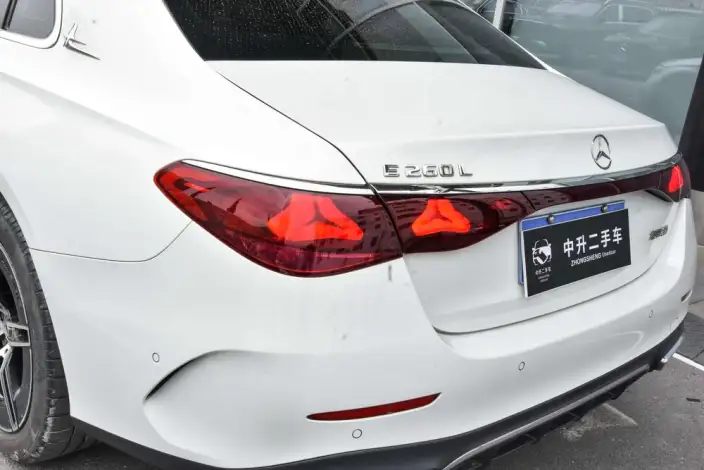 Mercedes-Benz E-Class 2024 Model E 260 L Sports sedan – фото 10