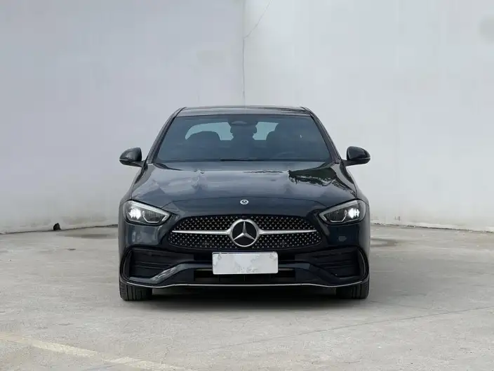 Mercedes-Benz C-Class 2023 Model C 260 L Sports Edition – фото 2