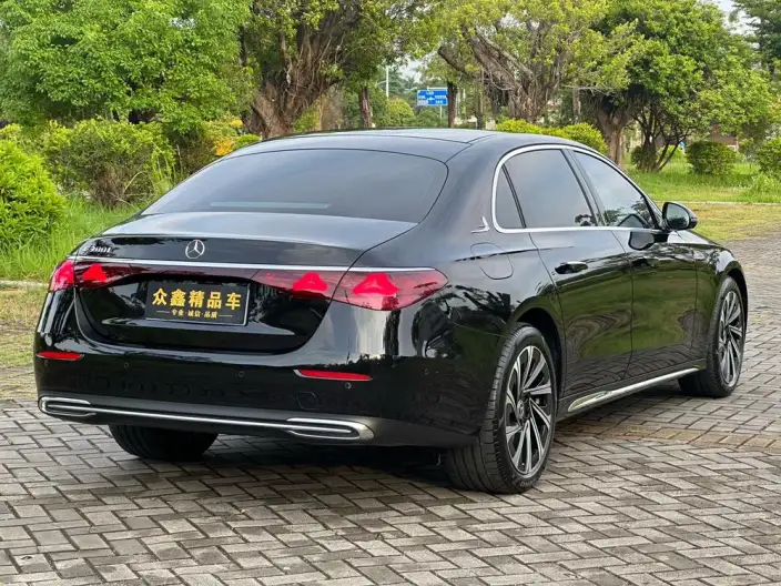 Mercedes-Benz E-Class 2024 Model E 300 L Luxury Model sedan – фото 7