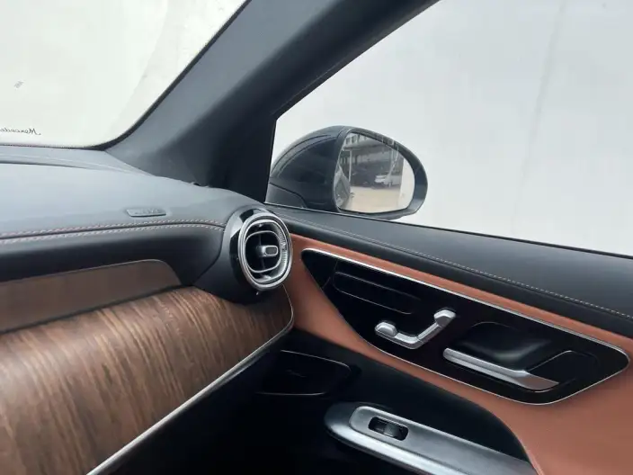 Mercedes-Benz GLC 2023 Model GLC 300 L 4MATIC Dynamic Model 7 seat – фото 9