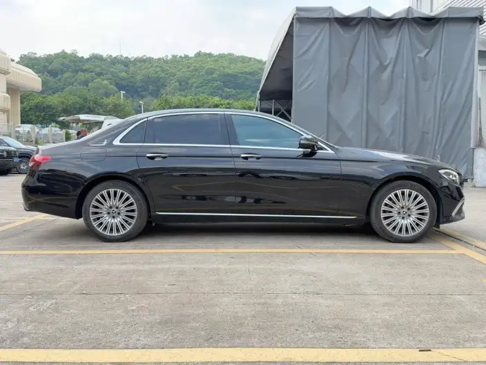 Mercedes-Benz E-Class 2023 Model E 300 L Fashion Model sedan – фото 7
