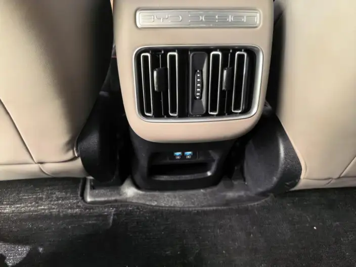 BYD Song Pro DM 2024 Model DM-i Honor Edition 71km Pilot Model – фото 9