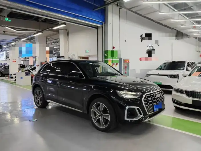 Audi Q5L 2023 Model 45T Luxury Dynamic Model – фото 3