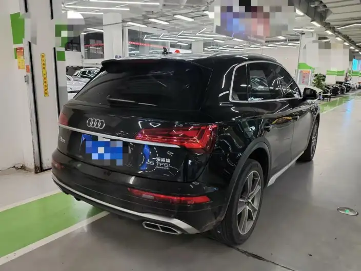 Audi Q5L 2023 Model 45T Luxury Dynamic Model – фото 4