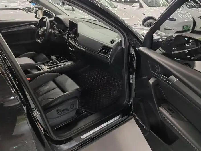 Audi Q5L 2023 Model 45T Luxury Dynamic Model – фото 5