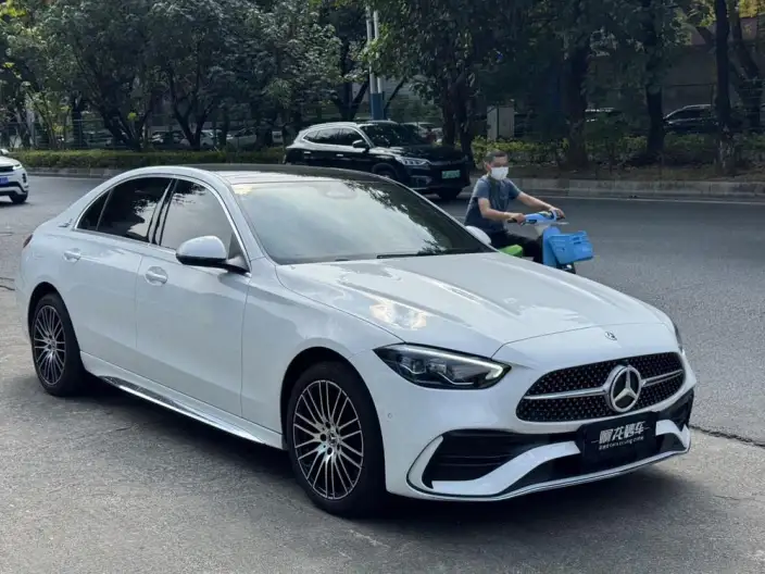 Mercedes-Benz C-Class 2025 Model C 260 L Sports Edition – фото 3