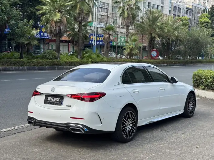 Mercedes-Benz C-Class 2025 Model C 260 L Sports Edition – фото 5
