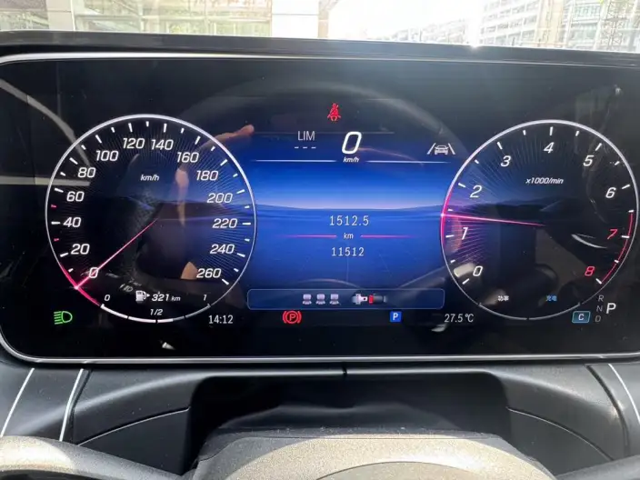 Mercedes-Benz C-Class 2025 Model C 260 L Sports Edition – фото 7