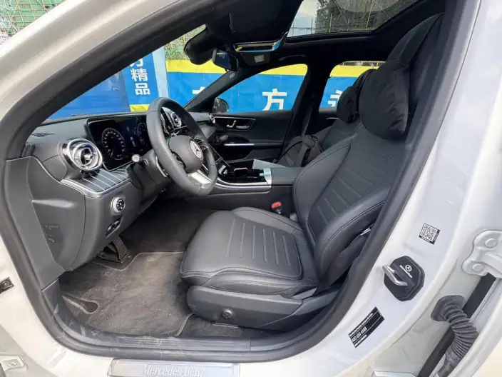 Mercedes-Benz C-Class 2025 Model C 260 L Sports Edition – фото 8